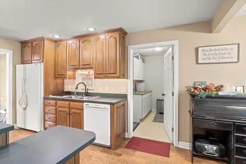 308 Sherwood Dr, Grayson, KY 41143 photo 9