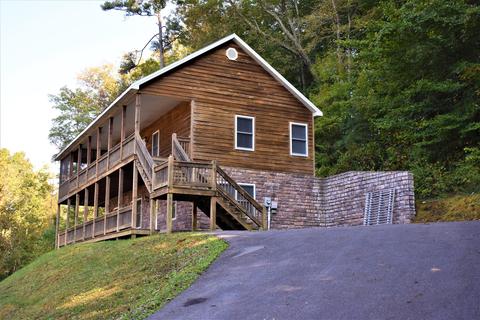 481 Stoneybrook Rd, Burnside, KY 42519 photo 2