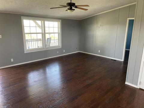 89 Halcomb, Paint Lick, KY 40461 photo 7