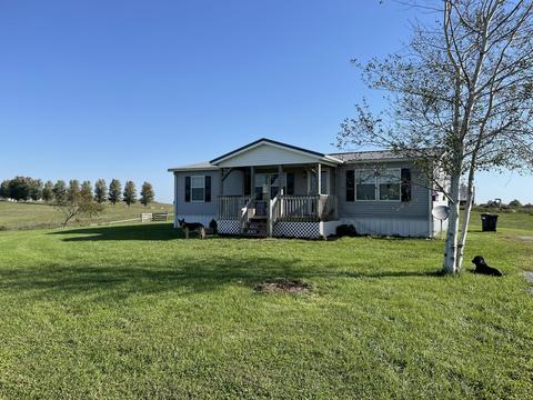 89 Halcomb, Paint Lick, KY 40461 photo 13