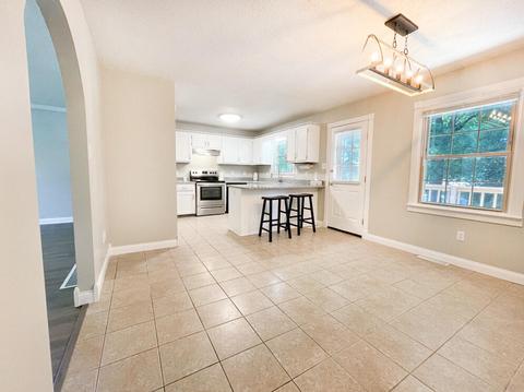 100 Rainbow Ct, Berea, KY 40403 photo 3