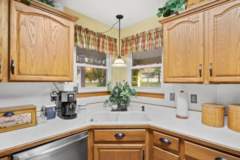 115 Riverwood Dr, Grayson, KY 41143 photo 14