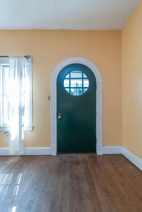 463 E Maxwell St, Lexington, KY 40508 photo 6