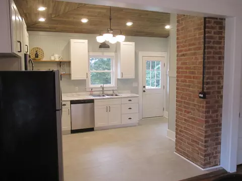 331 S 3rd St, Williamsburg, KY 40769 photo 9