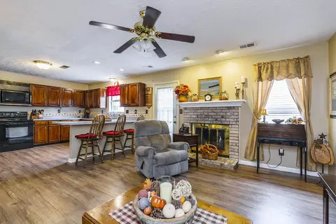 3952 Hillside Dr, Lexington, KY 40514 photo 11