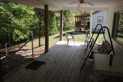 126 N Thoreau Dr, Burnside, KY 42519 photo 4