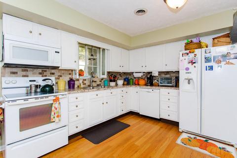 1526 Perkins St, Morehead, KY 40351 photo 7