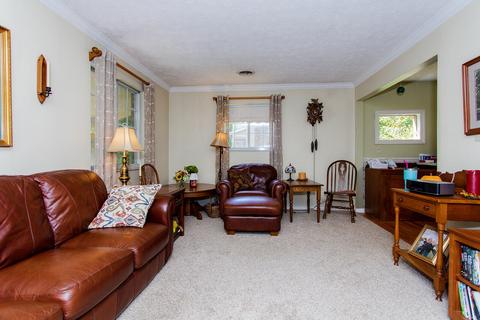 1526 Perkins St, Morehead, KY 40351 photo 5