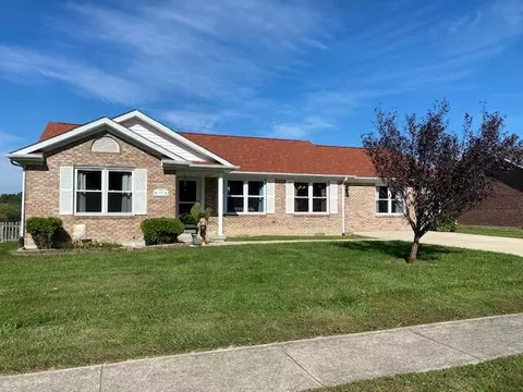 525 Ashley Ct, Berea, KY 40403 photo 1