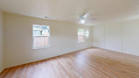 606 Holcomb St, Grayson, KY 41143 photo 9
