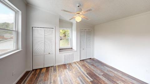 606 Holcomb St, Grayson, KY 41143 photo 8