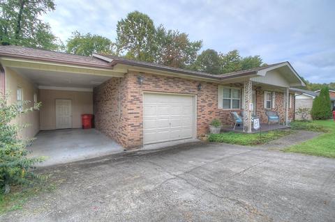 1035 Cardinal Dr, Corbin, KY 40701 photo 2