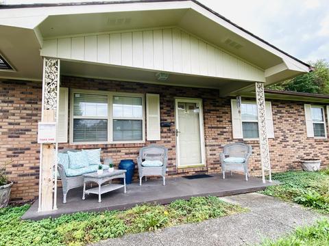 1035 Cardinal Dr, Corbin, KY 40701 photo 3