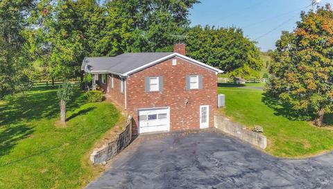 215 Hurt Ln, Lancaster, KY 40444 photo 8
