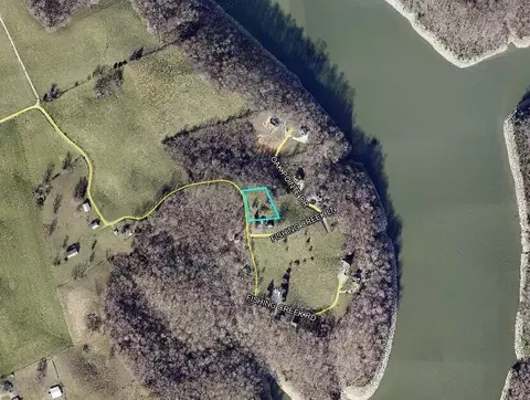 26 Fishing Creek Rd, Nancy, KY 42544