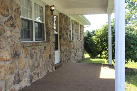 90 Apache Dr, Science Hill, KY 42553 photo 5