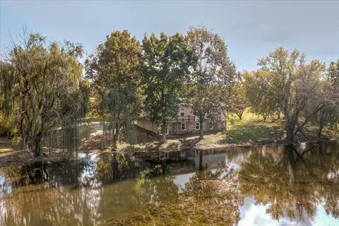 170 Cedar Valley Rd, Berea, KY 40403 photo 2