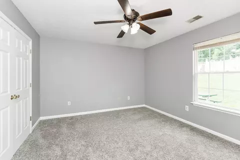 302 Corbin Ct, Paris, KY 40361 photo 11