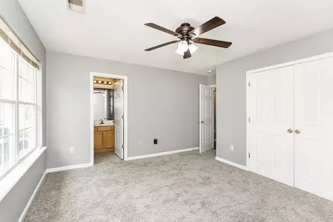 302 Corbin Ct, Paris, KY 40361 photo 12