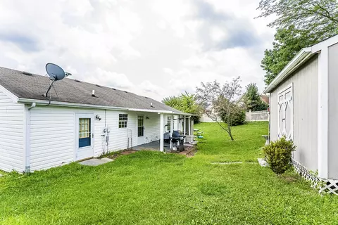 302 Corbin Ct, Paris, KY 40361 photo 19