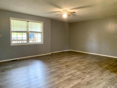 149 Cherry Ln, Pine Knot, KY 42635 photo 3