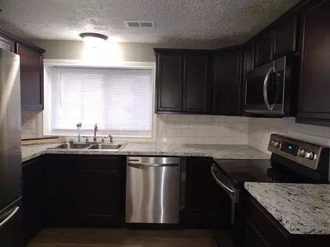 115 Baumstark Rd, Waco, KY 40385 photo 4