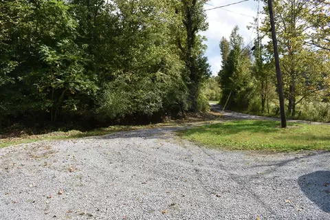 159 Willow St, Middlesboro, KY 40965 photo 9