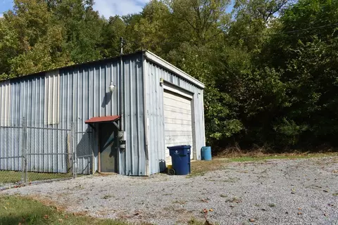 159 Willow St, Middlesboro, KY 40965 photo 8