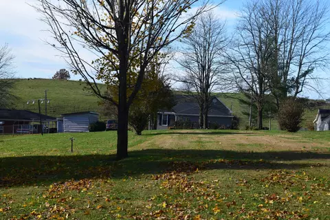 403 Perryville Rd, Springfield, KY 40069 photo 9