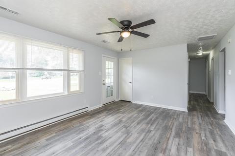 304 Paddock Dr, Versailles, KY 40383 photo 4