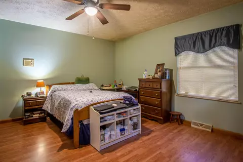 121 Meadowlark Cir, Corbin, KY 40701 photo 16