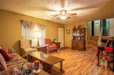 121 Meadowlark Cir, Corbin, KY 40701 photo 2