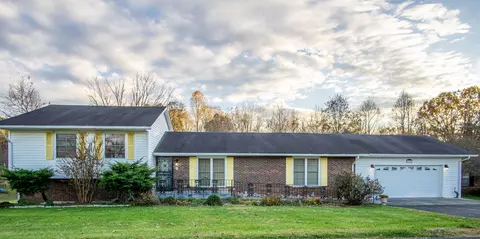 121 Meadowlark Cir, Corbin, KY 40701 photo 1