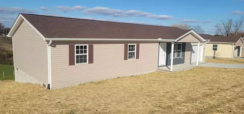 377 Fairview St, Corbin, KY 40701 photo 3