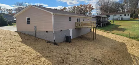 377 Fairview St, Corbin, KY 40701 photo 5