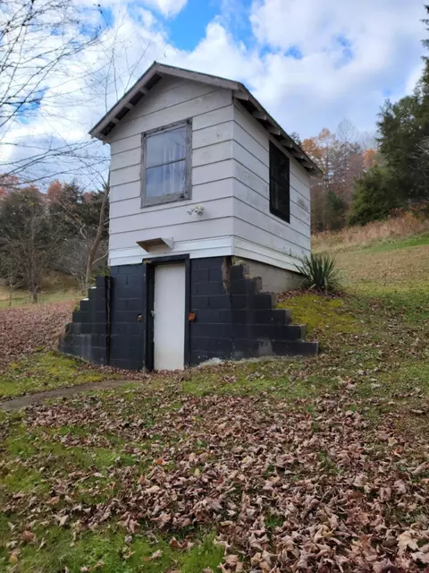 2333 Buncomb Creek Rd, Tyner, KY 40486 photo 35