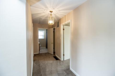 2 Emily St, Paris, KY 40361 photo 8