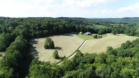 240 Iron Works Rd, Irvine, KY 40336