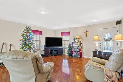 800 Colleton Ct, Berea, KY 40403 photo 3