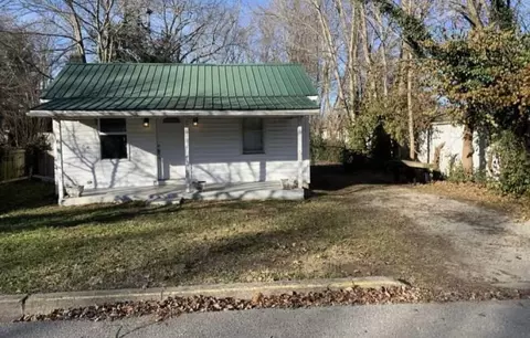 205 Madison St, Berea, KY 40403 photo 3