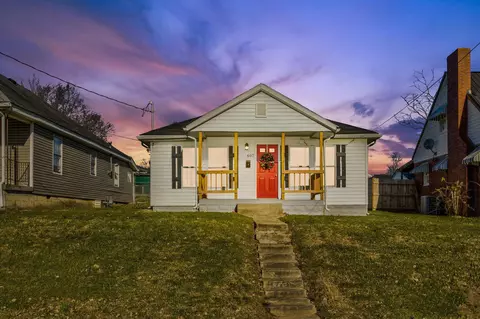 407 E High St, Mount Sterling, KY 40353 photo 1