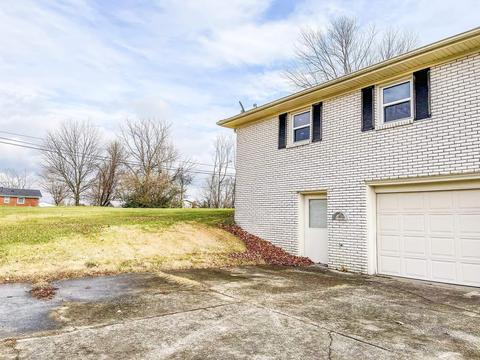 109 Crestview Rd, Berea, KY 40403 photo 4