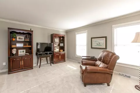 3451 Snaffle Rd, Lexington, KY 40513 photo 5