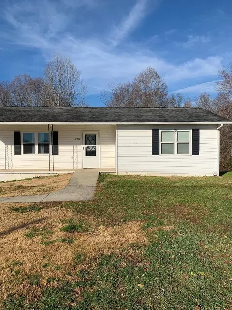 255 N Ky 233, Gray, KY 40734 photo 2
