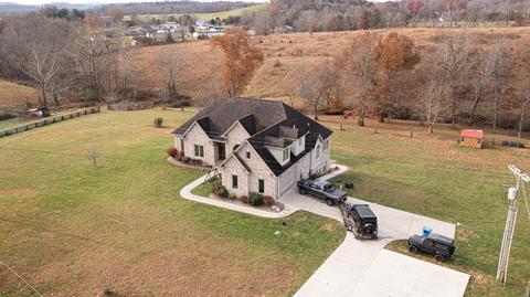 415 Bryant Rd, Corbin, KY 40701 photo 1