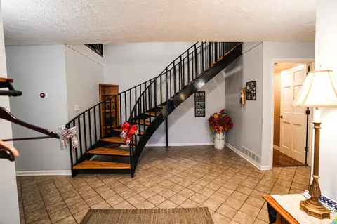 185 Derby Trl, Corbin, KY 40701 photo 7