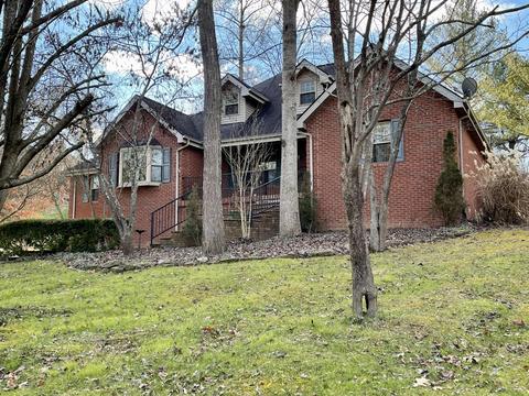 402 Sanderlin Dr, Corbin, KY 40701 photo 2