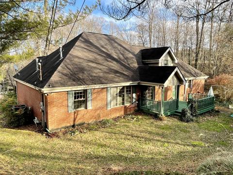402 Sanderlin Dr, Corbin, KY 40701 photo 3
