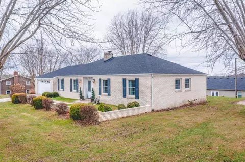 212 Apache Dr, Paint Lick, KY 40461 photo 3
