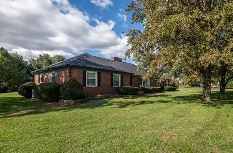 127 Lakeview Dr, Georgetown, KY 40324 photo 3